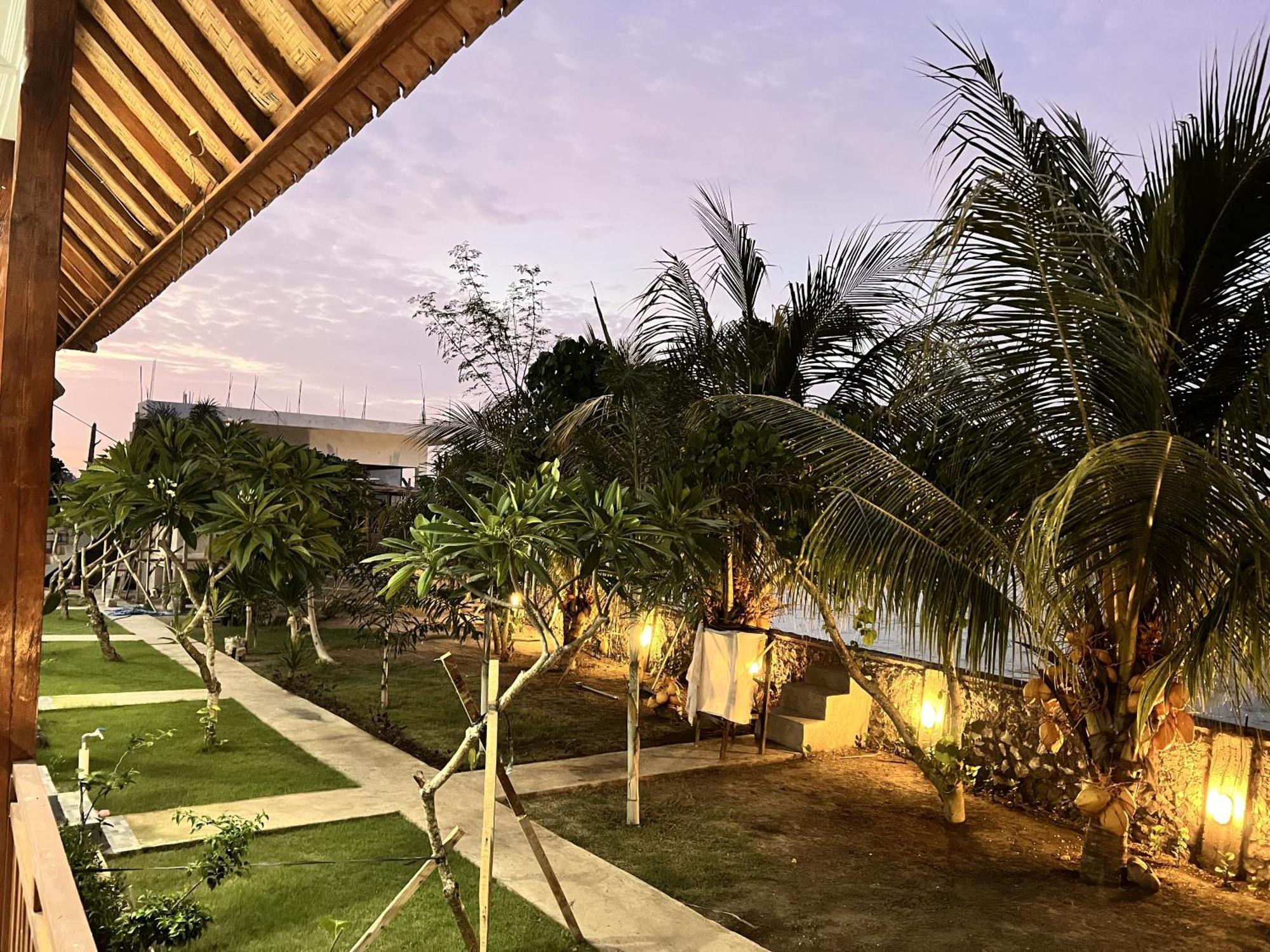 Penyon Beach House Ped Luaran gambar