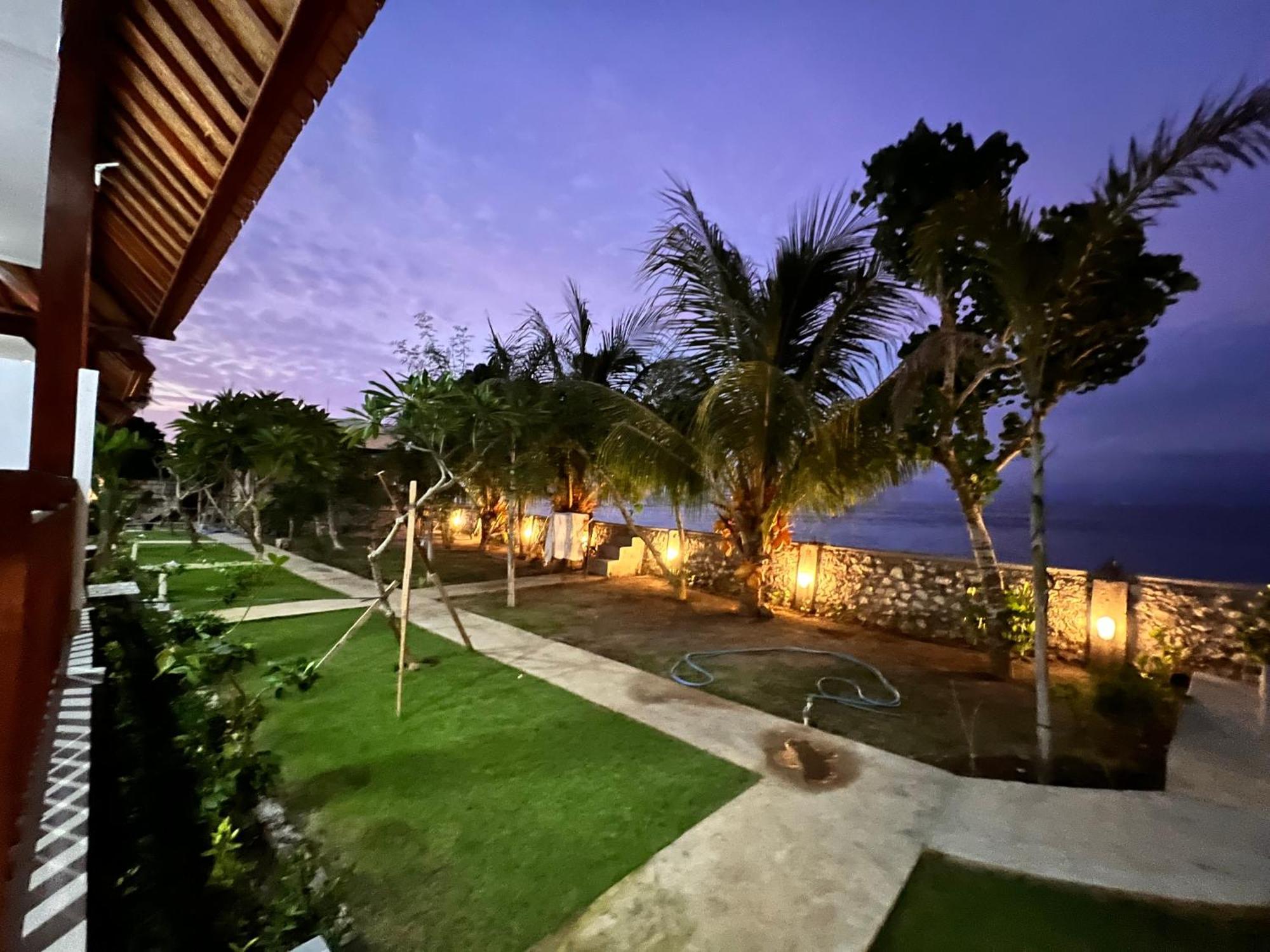 Penyon Beach House Ped Luaran gambar