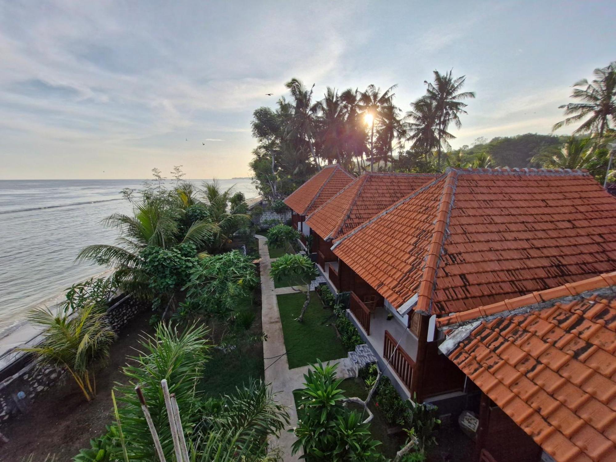 Penyon Beach House Ped Luaran gambar